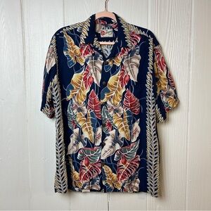 Hawaiian Navy Tropical Leaf Short-Sleeve button down ShirtSize M